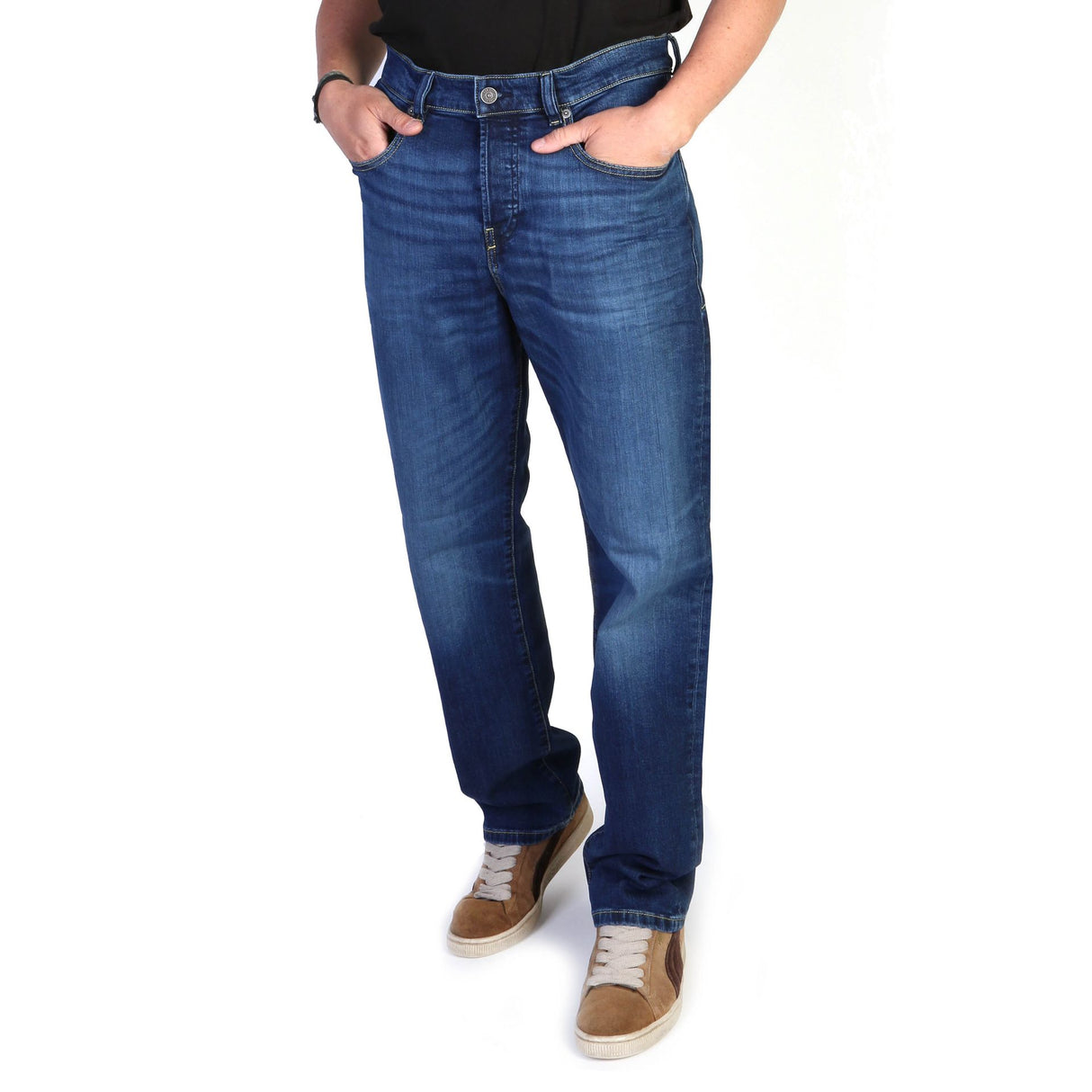Men's jeans Regular fit jeans Cotton jeans Stretch jeans Solid color jeans Button fly jeans 5-pocket jeans Machine washable jeans Casual jeans Everyday jeans Visible logo jeans 