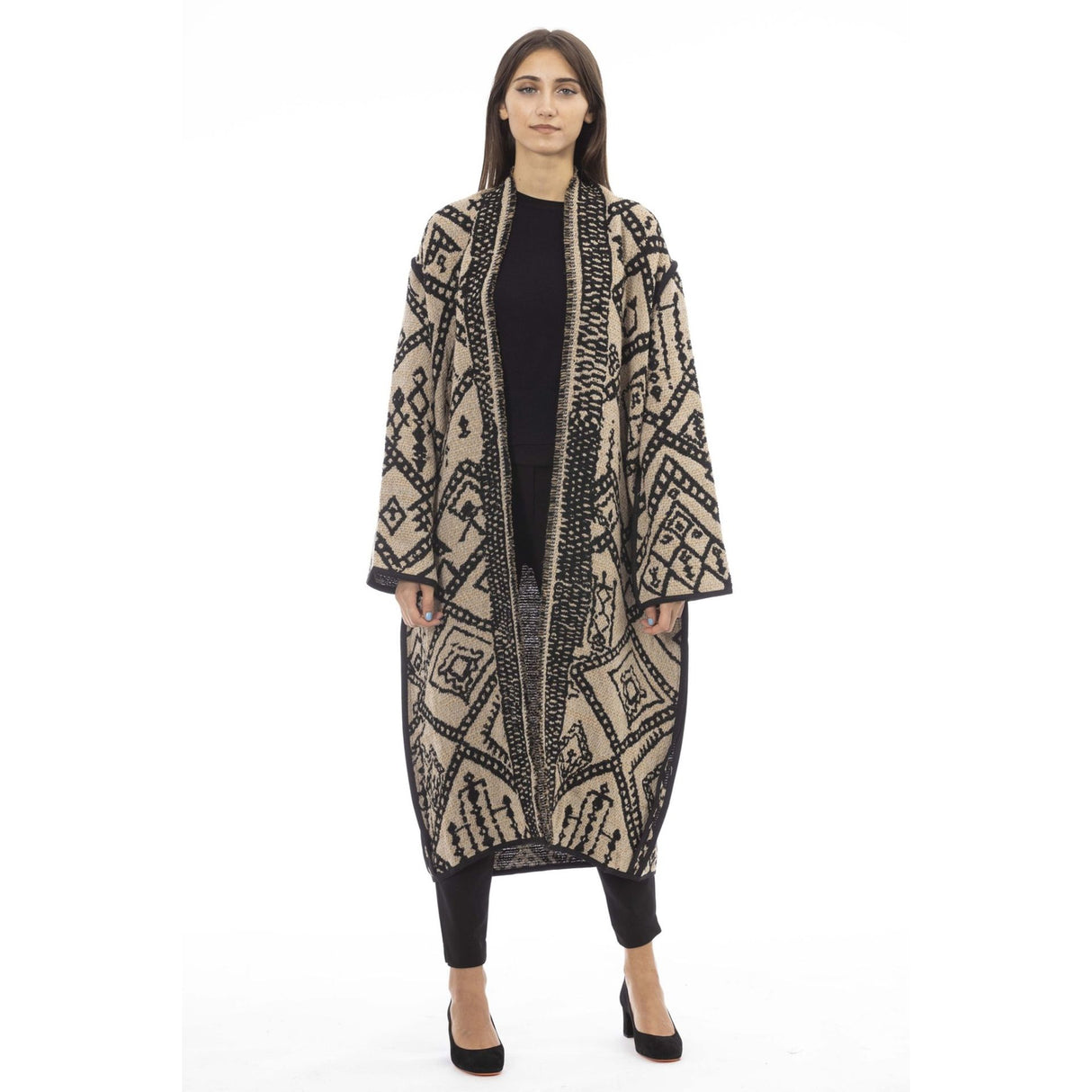 Women's coat Textured coat Long sleeve coat Fall/Winter coat Italian-made coat Warm coat Winter coat Stylish coat Women's outerwear